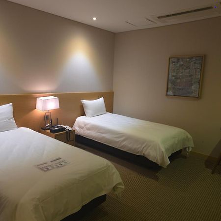 Hotel New Oriental Myeongdong Seoul Exterior foto